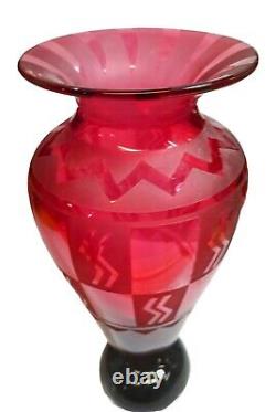 13 1988 LE #47/200 Correia Cameo Glass Sand Carved Geometric Ruby Vase
