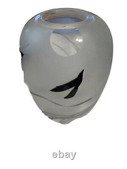 1989 Vtg Signed Robert L. Fritz Art Glass Cameo Carved Flying Birds Frosted Vase
