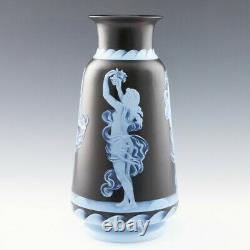A Documented Thomas Webb Cameo Glass Vase Carved by Frank Wilkinson Completed 19