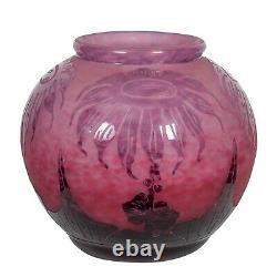 A Le Verre Francais Cameo Glass Vase