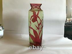 Antique Baccarat Stunning Cameo Acid Etch Glass Vase Green To Pink Iris Orchid