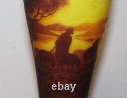 Antique Cameo Art Glass Vase Mueller Freres Luneville Sheep Design -12 3/4 i