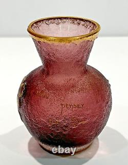 Antique Daum Nancy Gold Gilt Cameo Glass A Tout Vent Mon Coeur Cabinet Vase