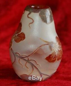 Antique Signed Legras St. Denis, France Cameo Cut Art Glass Vase