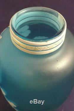 Antique Thomas Webb & Sons Opaque to Blue Cameo Art Glass Vase