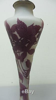 BEAUTIFUL AUTHENTIC EMILE GALLE' FRENCH CAMEO ART GLASS LAMP, c. 1900