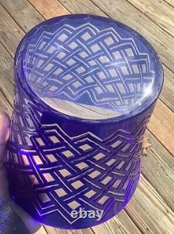 BEAUTIFUL Moser Hoffman Acid Cut Back Cameo Art Glass Vase