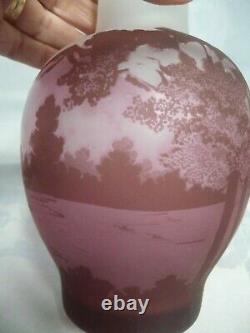 BEAUTIFUL PRE-OWNED CAMEO GLASS VASE withSCENIC DESIGN, SIGNED, 8 TALL