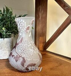 Beautiful Art Nouveau Galle Style Cameo Glass Vase Signed