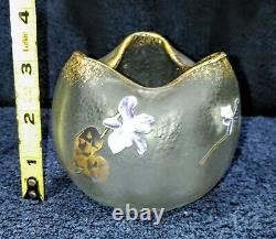 Beautiful Victorian Mont Joye Legras enameled French cameo glass rose bowl