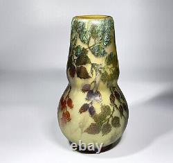 Beautiful original Eglantier fruit (rosehip fruit) vase by Legras