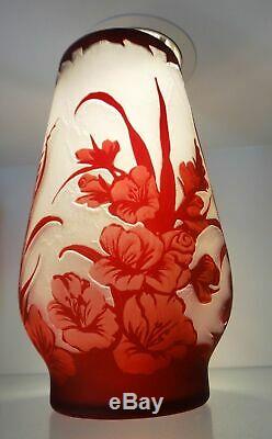 C1960 Vintage Cameo Galle Style Art Glass Floral 10 Vase