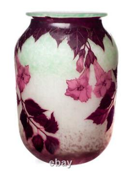Cameo Vase With Trompetenblumen Delatte 1. Choice Um 1925 (10 5/8in)