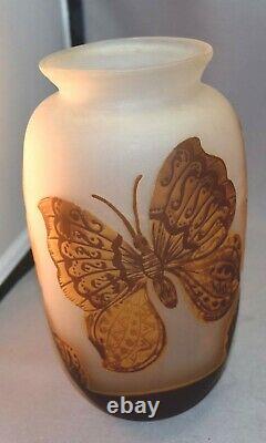 Carved Cameo Glass 1970's Misu Coman Romanian Butterfly Vase
