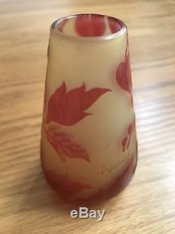 DArgental Cameo Glass Small Vase
