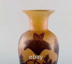 D'argental, France. Art Nouveau vase in cameo art glass with flowers