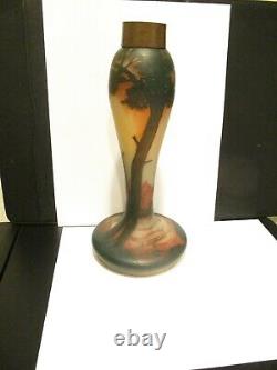 De Vez French Artglass Cameo Glass Lamp Base