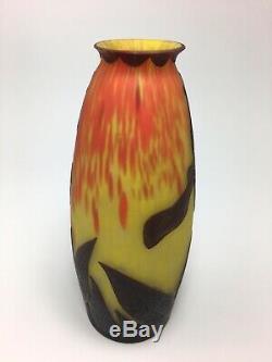 Deque French Cameo Vase Iris With Awesome Colors
