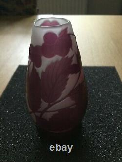 E. Galle Cameo Vase 1900, With Flowers, 8.5 CM High, Sign