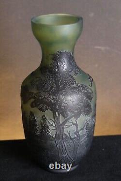 Early Art Nouveau Emile Gallé acid etched cameo vase with flowers c1918/25
