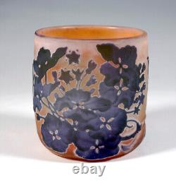 Emile Galle Art Nouveau Cameo Vase Hydrangeas Purple & Moss Green Um 1910/1914