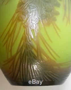 FABULOUS ORIGINAL D'ARGENTHAL FRENCH CAMEO ART GLASS VASE, c. 1919-25