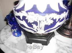 Fenton Burmese sandcarved Kelsey Murphy Cameo lamp Blue and white with rams