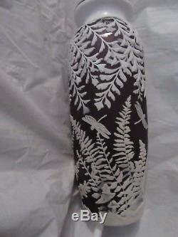 Fenton Cameo Sand Carved Vase 91\2''Tall