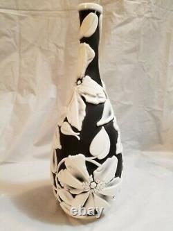 Fenton Cameo Vase 10 1\2''tall by Kelsey Murphy-Bomkamp Black \white flowers