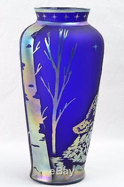 Fenton Glass Favrene Cameo Vase'Night Caller' Kelsey Murphy 701703