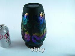 Fenton Iridescent Cameo Glass Vase Carved Leaves Of Gold Martha Reynolds 722/950