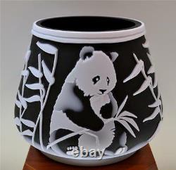 Fenton KELSEY MURPHY Sand Carved Panda Bear 34142Z LE #d 123/350