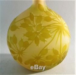 Fine 6.75 SIGNED GALLE Banjo-Form Pink & Yellow Cameo Glass Vase c. 1904