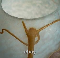 Fine Daum Nancy mold-blown Cameo'Colasanthe' Daum Glass Vase