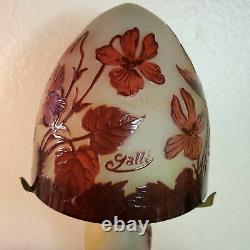 French Galle 11 floral cameo glass lamp, late 20th C