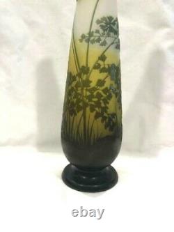 Galle' Cameo Vase With A Star