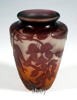 Galle Nancy France Vase Cameo Fragrance Peas Decor Sweet Pea Decor Um 1903