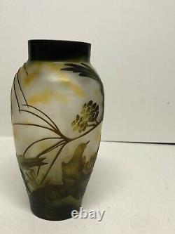 Galle Style Vase Art Nouveau Glass Cut Cameo of Birds Marked with Z On Bottom 8