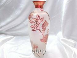 Gorgeous Kelsey Murphy / RPGB Cameo Sand Carved 12 Tall Rose Vase