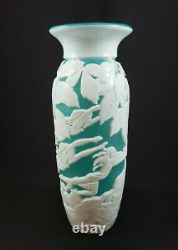 Kelsey Murphy/Bomkamp Amusing Flight Cameo Art Glass Vase 10.5Signed/Numbered