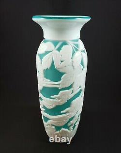 Kelsey Murphy/Bomkamp Amusing Flight Cameo Art Glass Vase 10.5Signed/Numbered
