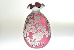 Kelsey Murphy Pilgrim 1993 2 Color Cameo White Cranberry Rose Pinched Vase