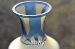 Kelsey Murphy Pilgrim Cameo Glass Blue Parakeet Vase Ltd. Ed. 250 Signed Striking