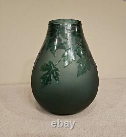 Ken Benson LS Green Art Glass Cameo Vase