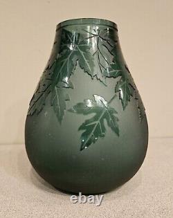 Ken Benson LS Green Art Glass Cameo Vase