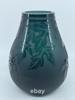 Ken Benson LS for Pilgram Glass Works Cameo Art Glass Vase, Oak Leaf