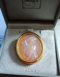 Lalique Cameo Exquisite Opalescent Art Nouveau In Style Outstanding