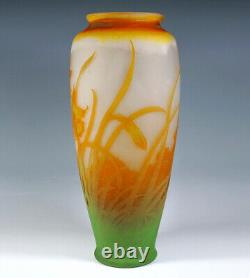 Large Emile Galle Nancy France Cameo Vase Daffodils Height 18 1/8in Um 1904