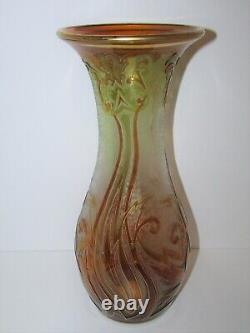 Large Honesdale by Dorflinger Iridescent Cameo Art Glass Vase 1081