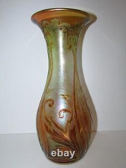 Large Honesdale by Dorflinger Iridescent Cameo Art Glass Vase 1081